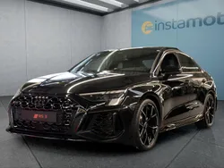 Schwarz Neu 2025 Audi RS3 Kleinwagen | 75.699 €