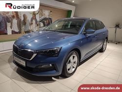 Blau Gebraucht 2020 Skoda Scala Drive Kleinwagen | 18.490 € (Etwas zu teuer)