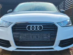 Weiß Gebraucht 2018 Audi A1 Kleinwagen | 12.590 €