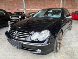 Schwarz Gebraucht 2003 Mercedes CLK200 Coupé | 5.699 € (Etwas zu teuer)