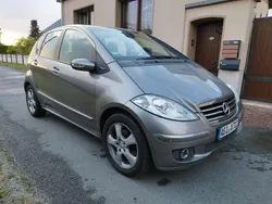 Grau Gebraucht 2005 Mercedes A150 Avantgarde Van / Kleinbus | 2.499 € (Superpreis)
