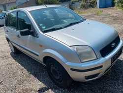 Silber Gebraucht 2002 Ford Fusion Ambiente Limousine | 990 € (Guter Preis)