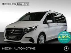 Bergkristallweiß Gebraucht 2024 Mercedes V250 Style Van / Kleinbus | 60.928 € (Superpreis)