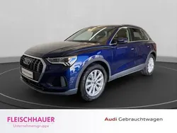 Blau Gebraucht 2022 Audi Q3 Ambiente SUV | 29.970 € (Guter Preis)