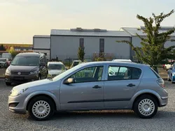 Silber Gebraucht 2009 Opel Astra Limousine | 2.490 € (Fairer Preis)