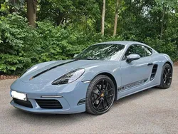 Grau Gebraucht 2024 Porsche 718 Cayman Edition Coupé | 78.950 € (Etwas zu teuer)
