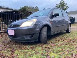 Grau Gebraucht 2003 Ford Fiesta Ambiente Kleinwagen | 666 € (Guter Preis)