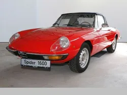 Rot Gebraucht 1975 Alfa Romeo Spider Cabrio | 17.500 €