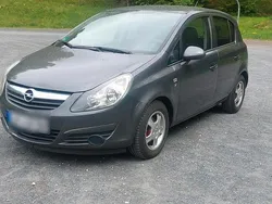 Grau Gebraucht 2010 Opel Corsa Kombi | 1.600 € (Guter Preis)