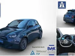 Grün Gebraucht 2021 Fiat 500e Icon Limousine | 14.950 € (Guter Preis)