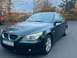Grün Gebraucht 2004 BMW 520 Limousine | 3.500 € (Fairer Preis)