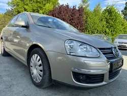 Beige Gebraucht 2008 VW Jetta Comfortline Limousine | 4.999 € (Fairer Preis)