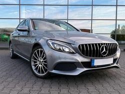 Grau Gebraucht 2025 Mercedes C220 Limousine | 17.999 €
