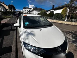 Weiß Gebraucht 2014 Honda Civic Sport Limousine | 11.000 € (Etwas zu teuer)