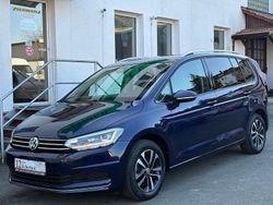 Blau Gebraucht 2020 VW Touran Comfortline Van / Kleinbus | 23.990 € (Guter Preis)