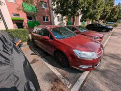 Rot Gebraucht 2010 Citroën C5 Kombi | 2.100 €