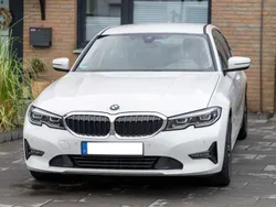 Weiß Gebraucht 2019 BMW 318 Gran Turismo Advantage Limousine | 20.900 € (Fairer Preis)