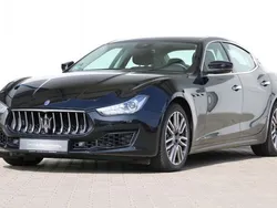 Schwarz Gebraucht 2017 Maserati Ghibli Coupé | 31.399 € (Fairer Preis)