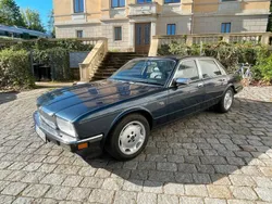 Blau Gebraucht 1988 Jaguar XJ40 Limousine | 11.500 €