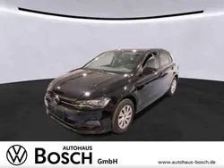Deep black perleffekt Gebraucht 2021 VW Polo Comfortline Limousine | 15.888 € (Guter Preis)