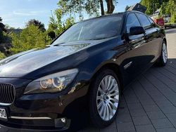 Schwarz Gebraucht 2009 BMW 730 Limousine | 16.000 € (Teuer)
