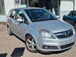 Silber Gebraucht 2007 Opel Zafira Van / Kleinbus | 2.600 € (Guter Preis)