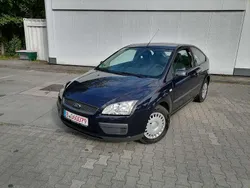 Blau Gebraucht 2007 Ford Focus Fun X Limousine | 1.200 € (Guter Preis)