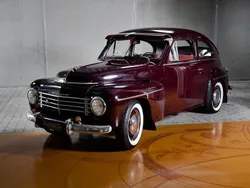 Rot Gebraucht 1953 Volvo PV444 Limousine | 16.980 €
