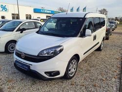 Weiß (weiss) Gebraucht 2022 Fiat Doblò Van / Kleinbus | 17.990 € (Guter Preis)