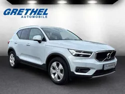 Silber Gebraucht 2019 Volvo XC40 Momentum SUV | 26.590 € (Fairer Preis)