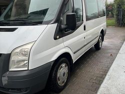 Weiß Gebraucht 2011 Ford Transit Van / Kleinbus | 4.800 € (Fairer Preis)
