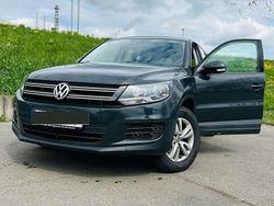 Grau Gebraucht 2014 VW Tiguan Trendline SUV | 10.200 € (Fairer Preis)
