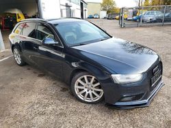 Blau Gebraucht 2013 Audi A4 Ambiente Kombi | 10.900 € (Teuer)