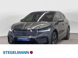 Graphite grau metallic met. graphite grau metallic met. Gebraucht 2024 Skoda Enyaq iV Suite SUV | 43.760 € (Teuer)