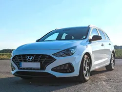 Weiß Gebraucht 2025 Hyundai i30 Edition 30 Kombi | 18.000 € (Guter Preis)