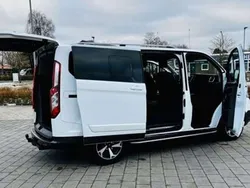 Weiß Gebraucht 2020 Ford Tourneo Custom Van / Kleinbus | 32.000 € (Etwas zu teuer)