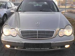 Grau Gebraucht 2003 Mercedes C220 Elegance Limousine | 1.999 € (Guter Preis)