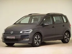 Urano gray Gebraucht 2024 VW Touran Comfortline Van / Kleinbus | 34.360 € (Etwas zu teuer)