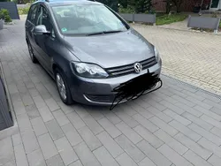 Grau Gebraucht 2010 VW Golf Plus Cross Van / Kleinbus | 5.450 € (Fairer Preis)
