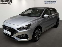 Silber Gebraucht 2023 Hyundai i30 Trend Limousine | 21.640 € (Fairer Preis)