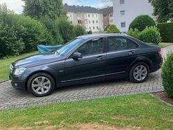 Grau Gebraucht 2010 Mercedes C220 Limousine | 13.000 €