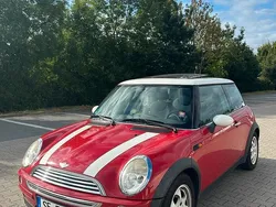 Rot Gebraucht 2003 Mini Cooper Kleinwagen | 1.300 €