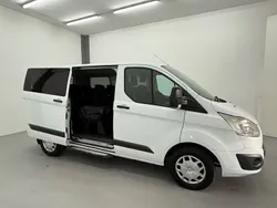 Weiß Gebraucht 2018 Ford Transit Custom Kombi | 13.999 € (Teuer)
