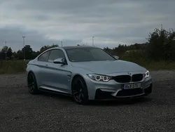 Silber Gebraucht 2016 BMW M4 M Performance Coupé | 52.800 € (Fairer Preis)
