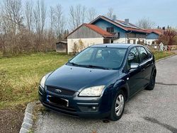 Blau Gebraucht 2007 Ford Focus Limousine | 850 € (Superpreis)