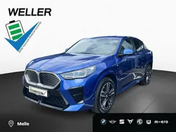 Alpinweiß (weiß) Gebraucht 2024 BMW iX2 Performance SUV | 43.990 € (Fairer Preis)