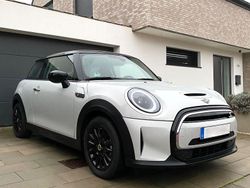 Silber Gebraucht 2022 Mini Cooper SE Classic Kleinwagen | 18.490 € (Fairer Preis)