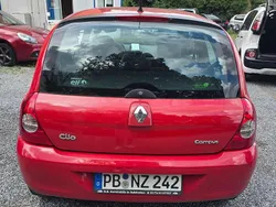 Rot Gebraucht 2009 Renault Clio II Campus Limousine | 1.100 € (Guter Preis)