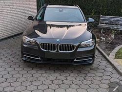 Grau Gebraucht 2016 BMW 530 Kombi | 17.800 € (Guter Preis)