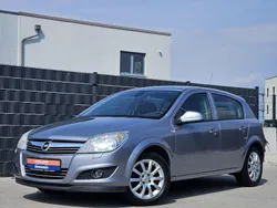 Silber Gebraucht 2009 Opel Astra Edition Limousine | 2.950 € (Fairer Preis)